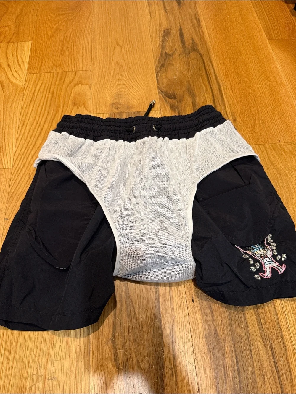 Les Canebiers men’s black